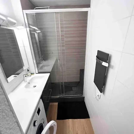 Vue Et Avec Piscine Apartmán *